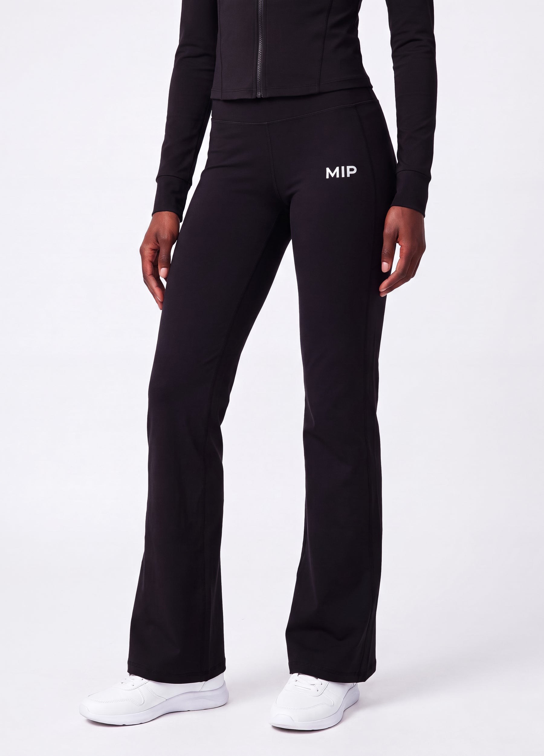 WOMEN'S FORM PANTS